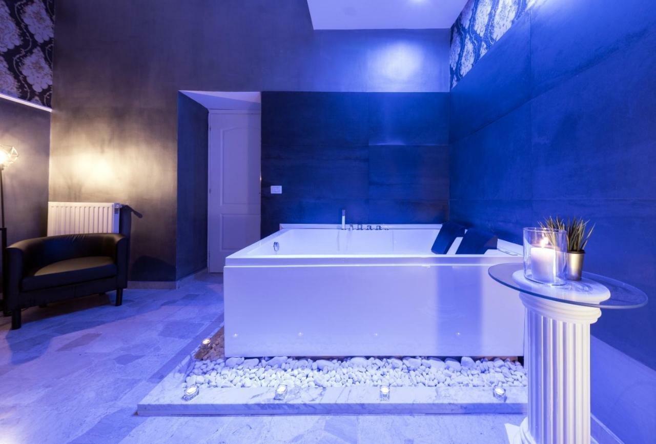 "Napoli In Spa" Экстерьер фото